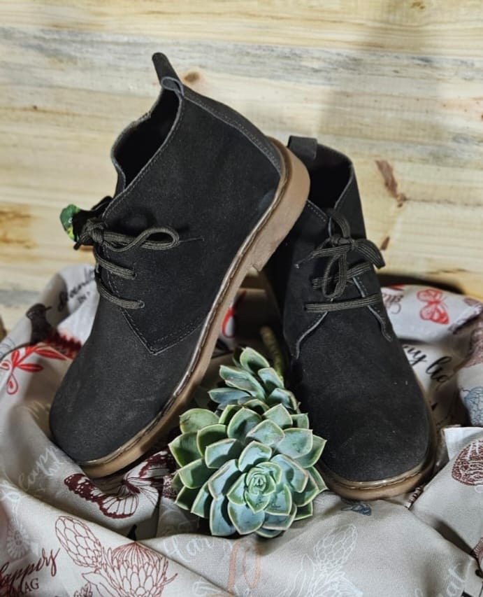 Safari Vellies Brown