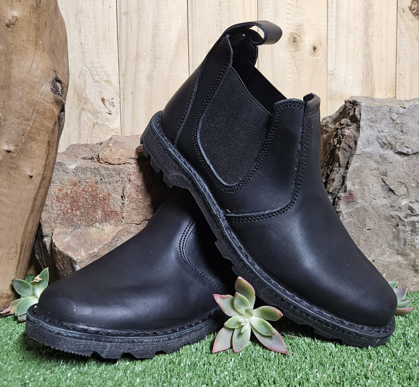 Men smooth black Sept26